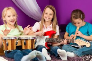 Music games for kids : types of play for children 